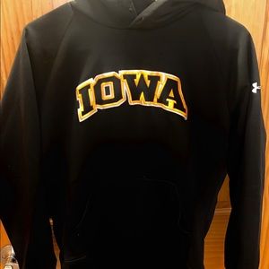 Under Armour Iowa University sweatshirt